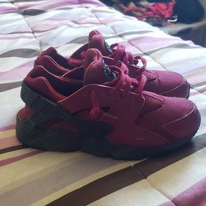 Boys shoes